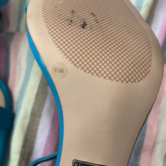 Gianni Bini Maileigh Block Ankle Strap Heel Sandals - Picture 3 of 3